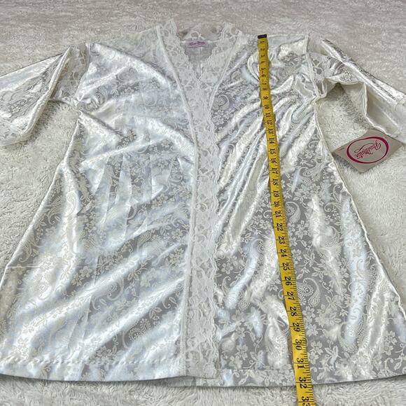 Vintage Reasa Martin NWT paisley and lace satin robe, size small - Picture 4 of 8